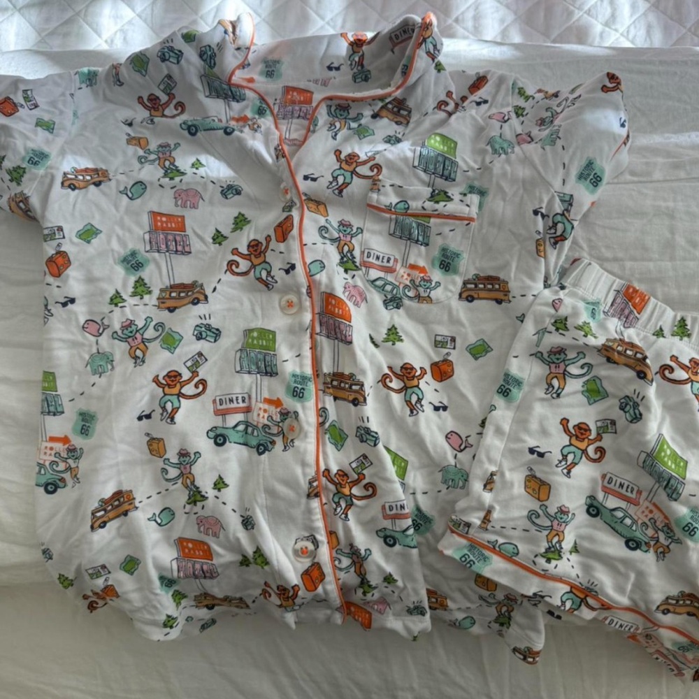 Roller Rabbit White Pajama Set with Multicolor Print